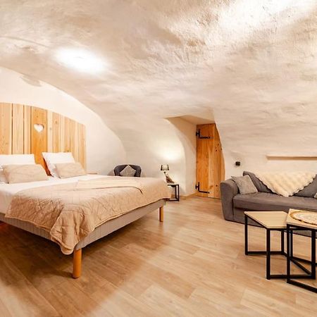 Nuit Romantique Avec Spa Privatif Meilhaud ภายนอก รูปภาพ
