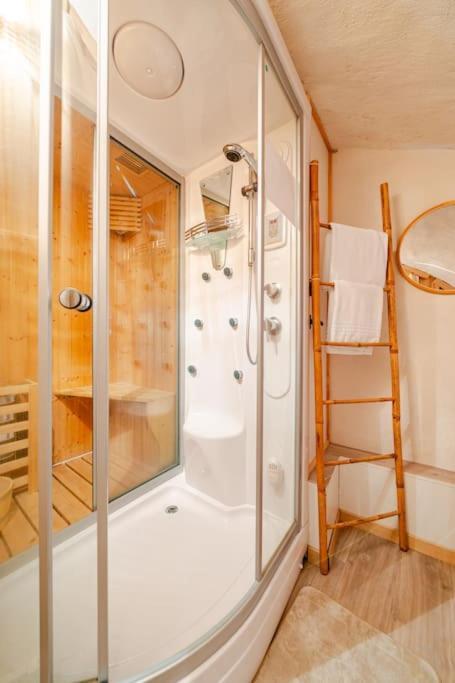 Nuit Romantique Avec Spa Privatif Meilhaud ภายนอก รูปภาพ